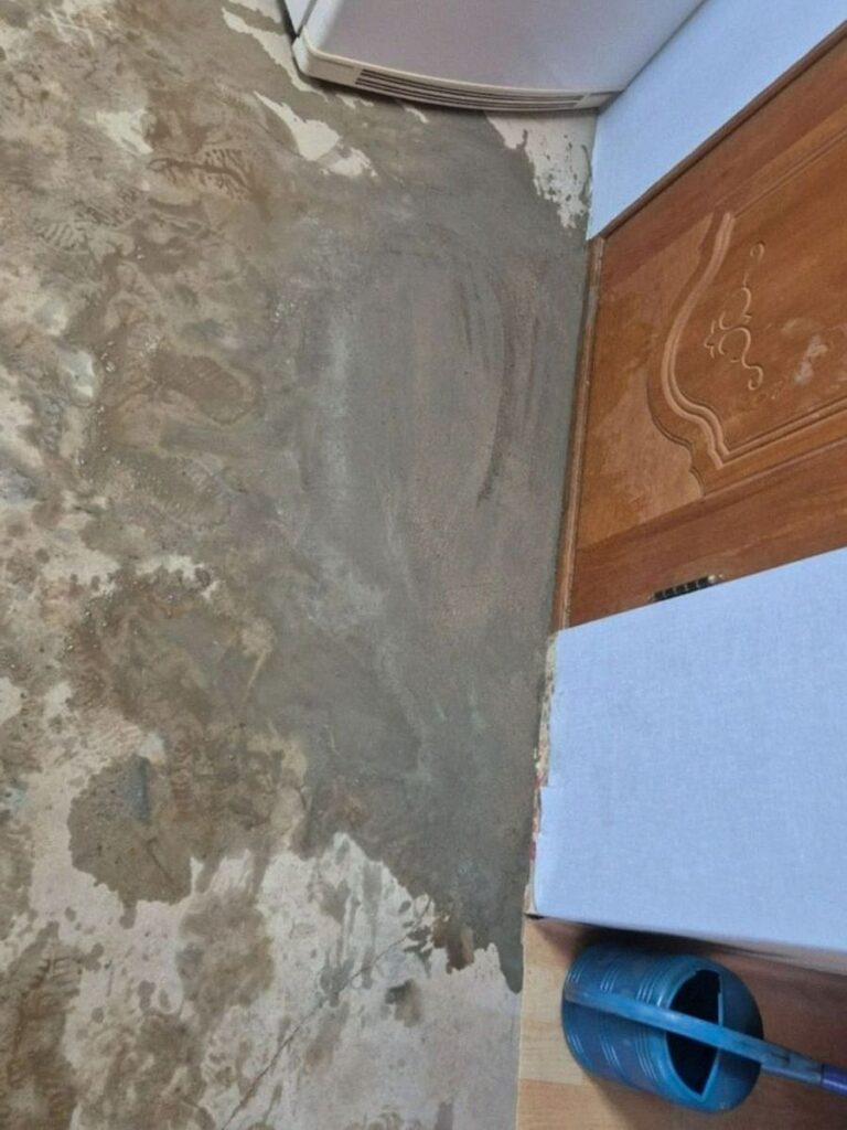 평택시 빌라 난방배관 누수 바닥 굴착 배관 교체 벽면 습기까지 잡아낸 현장